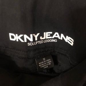 DKNY sculpted leggings